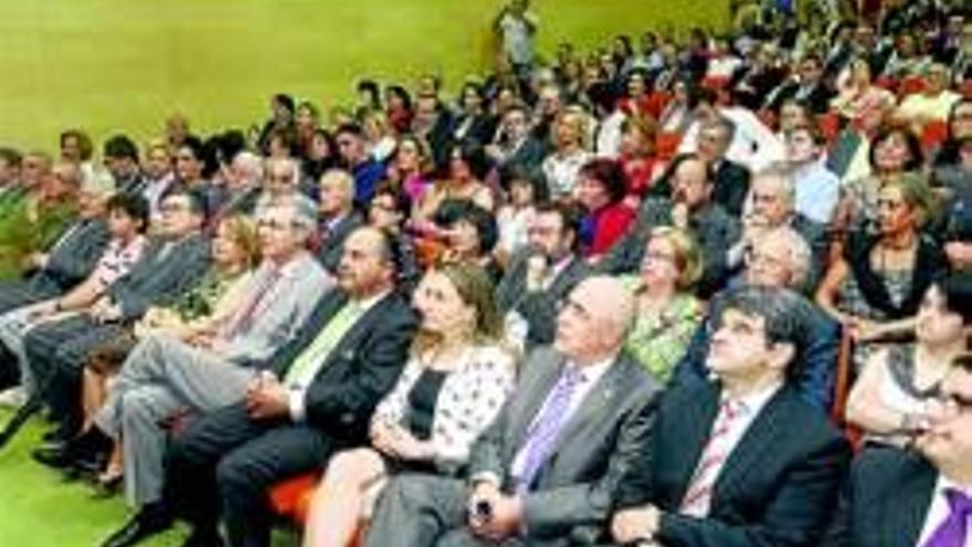 El Premio de Poesía de Cáceres espera superar las 70 obras del 2009