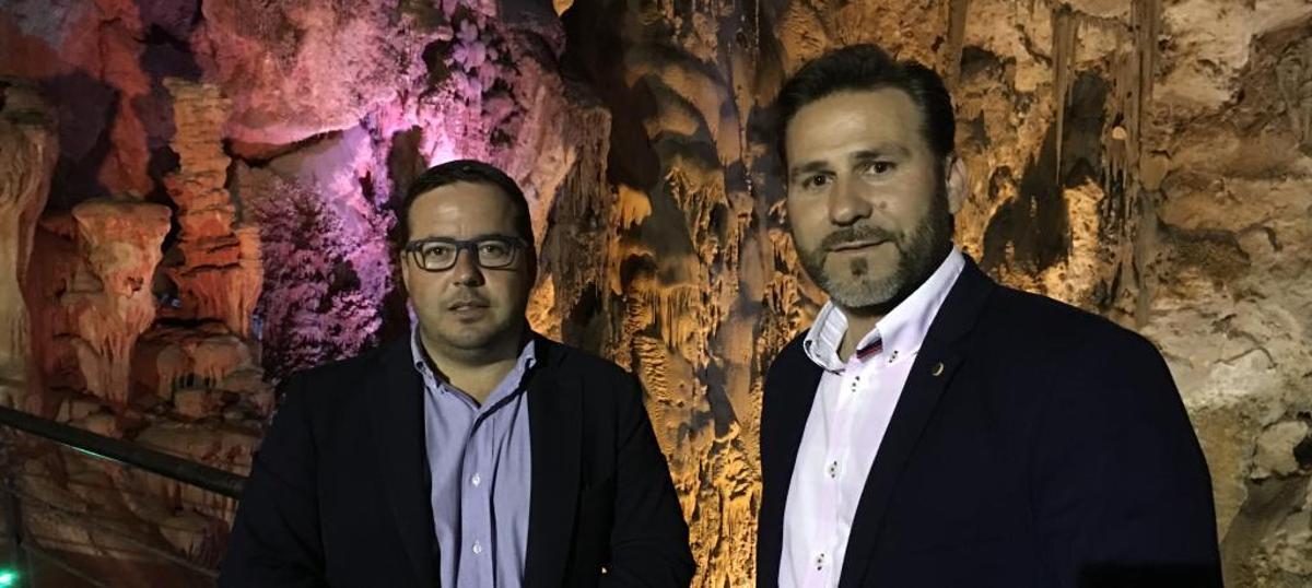 El senador Almodóbar y el alcalde de Busot