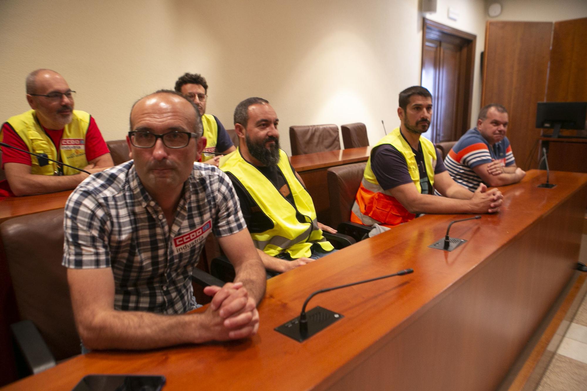 Los trabajadores de Saint-Gobain salen a la calle para frenar los despidos en Avilés