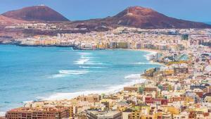 La ciutat d’Espanya on és estiu tot l’any: té més de 300 dies de sol, una temperatura mitjana de 22 graus i un centre històric de postal