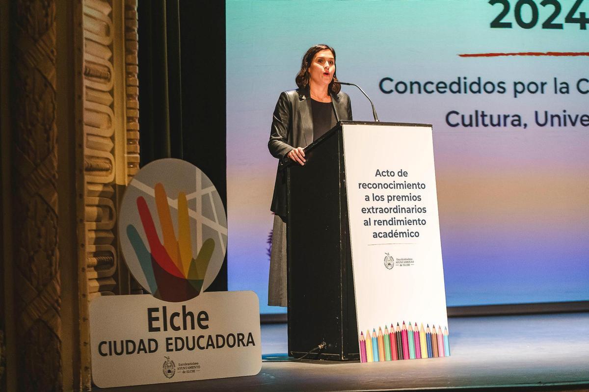 Premios Extraordinarios al Rendimiento Académico de la Comunidad Valenciana en Elche