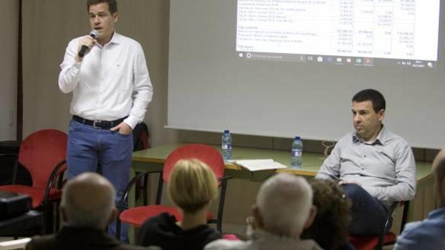 Cerdà fija en 2019 la apertura de la piscina cubierta de Xàtiva