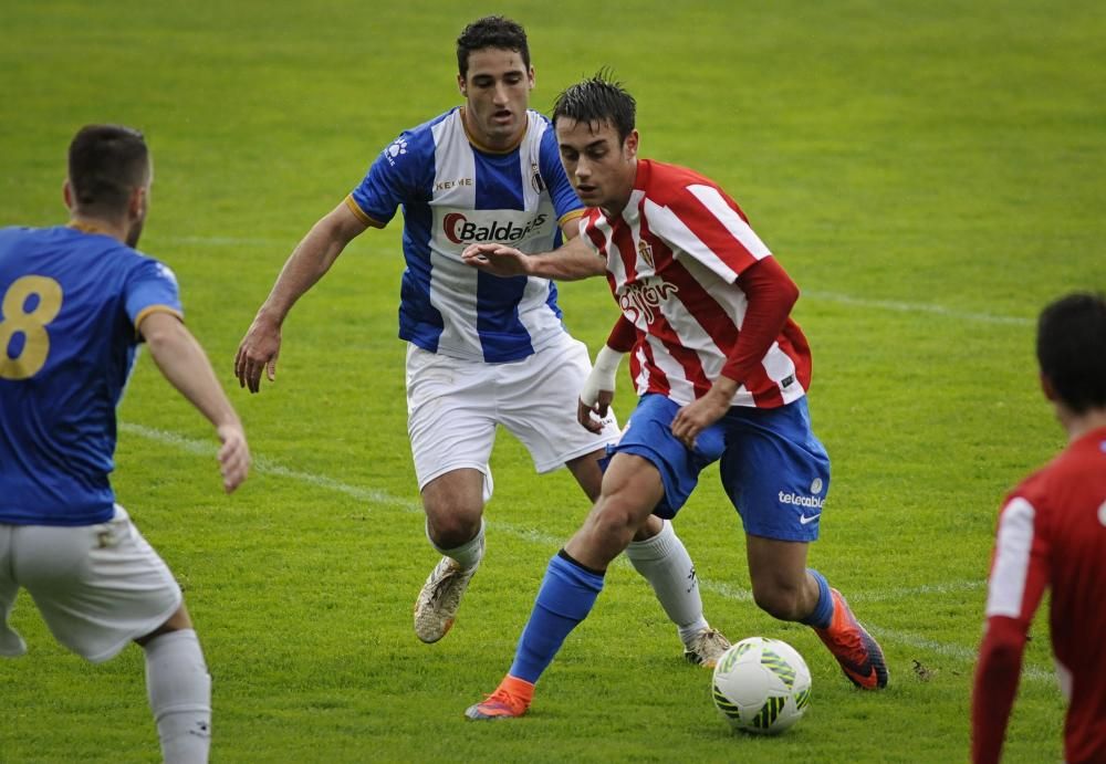 El partido entre el Sporting B y el Real Avilés, en imágenes