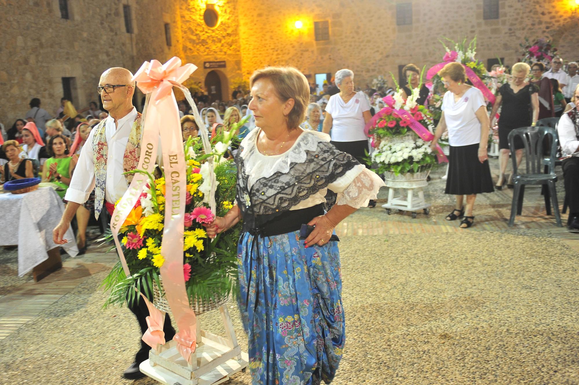 Ofrenda de flores a la Virgen de Loreto