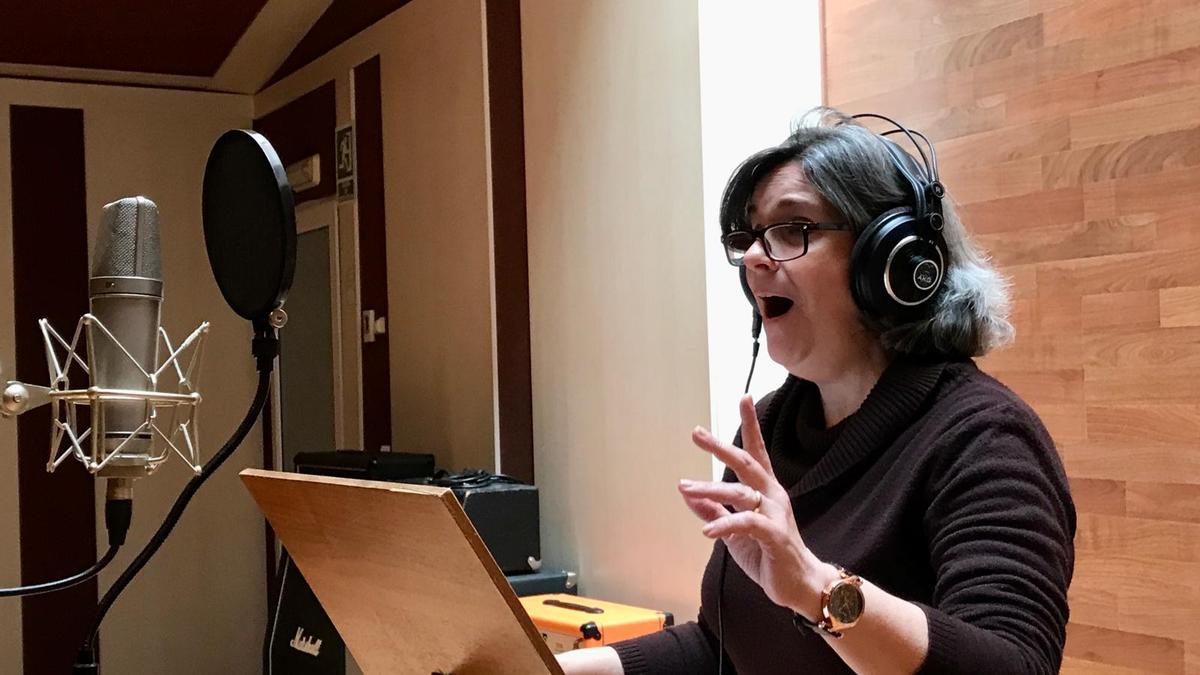 Elizabeth, en un estudio de grabación en València.