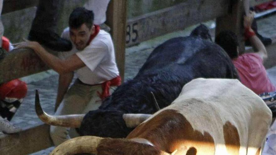 Dos corredores heridos en el tercer encierro de San Fermín