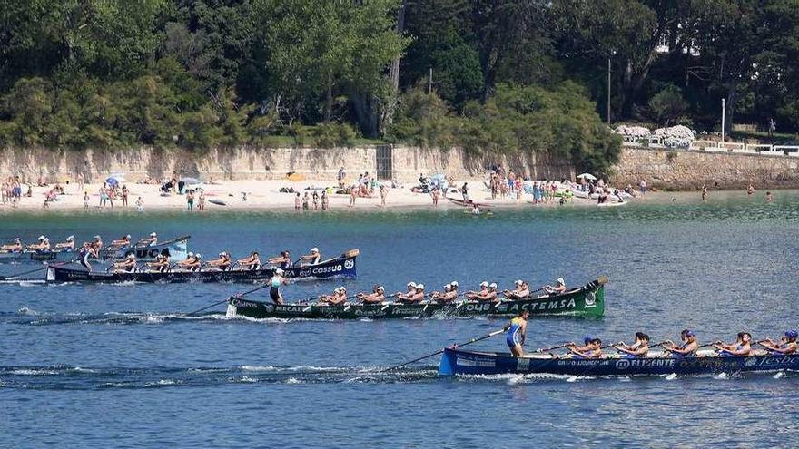 Una de las mangas de la Bandera Concello de Vigo disputadas ayer en Coruxo. // Marta G. Brea