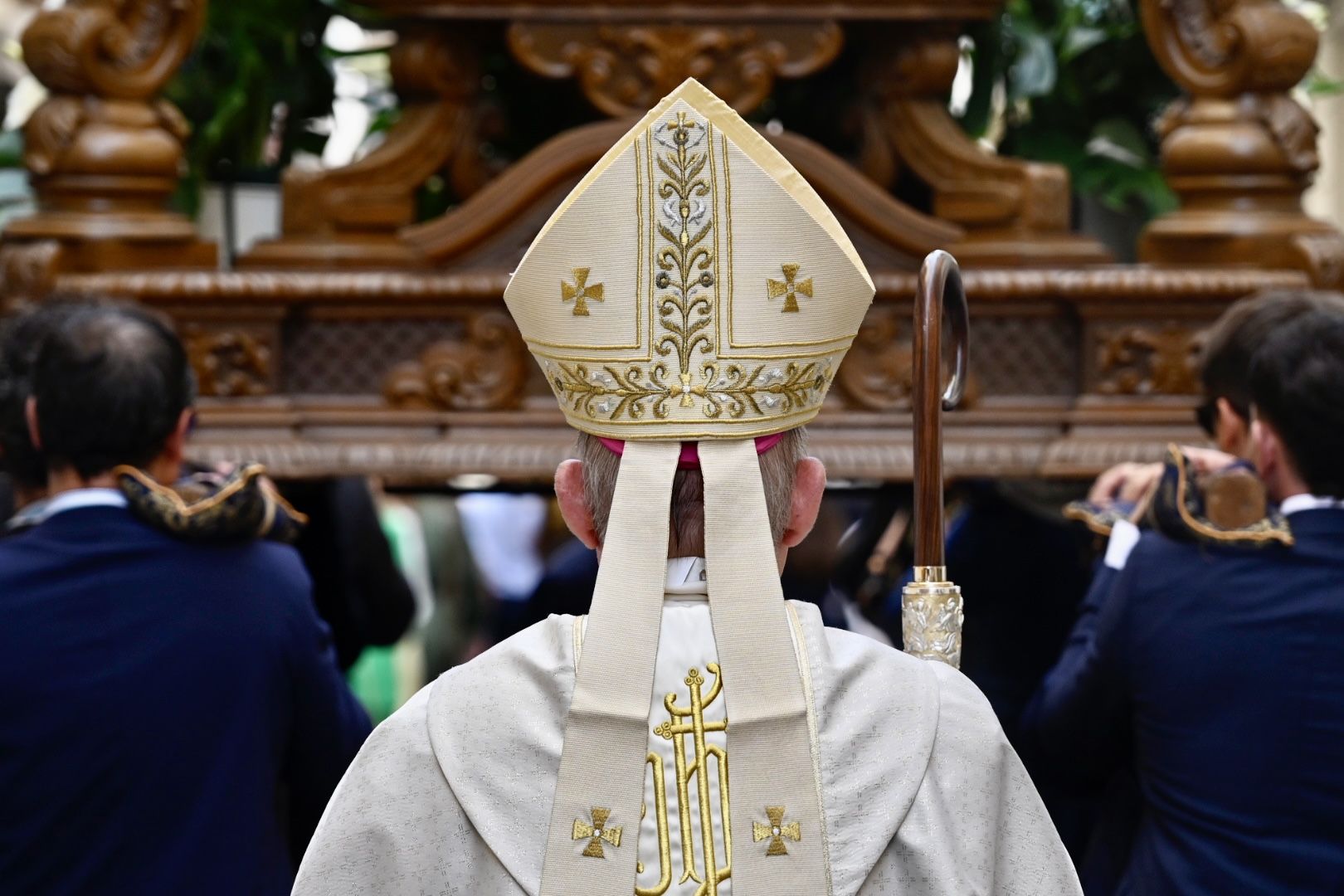 Búscate en las fotos de la misa y procesión de Els Lluïsos de Vila-real