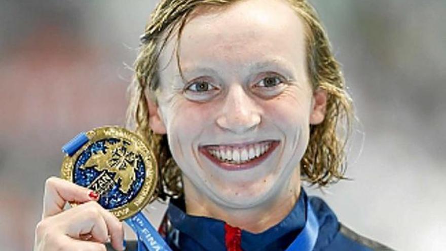 Ledecky amb la medalla d&#039;or