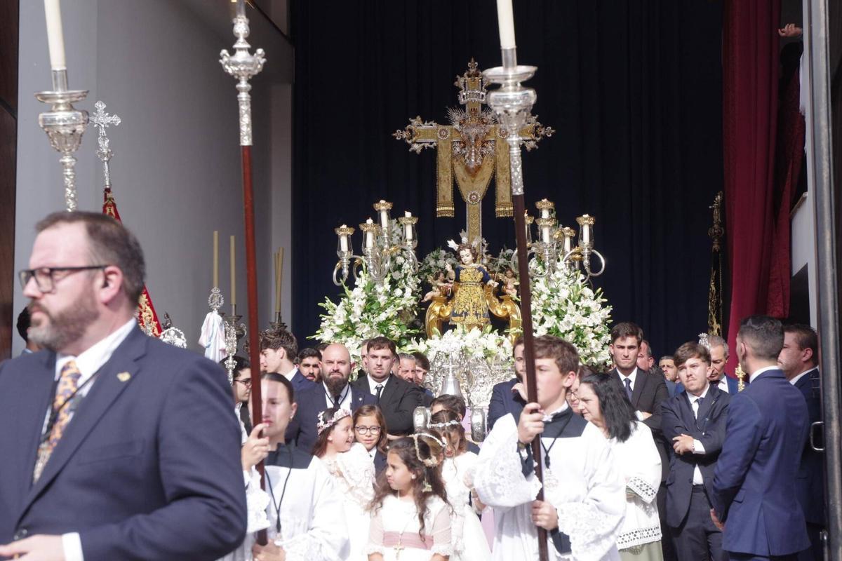 Procesión de la Santa Cruz Torre del Ángel de Salesianos en Málaga