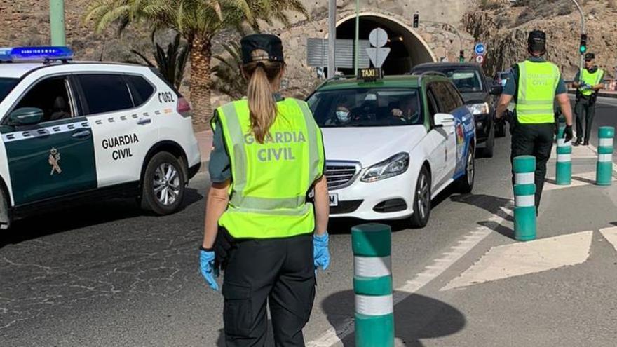 Control de seguridad de la Guardia Civil