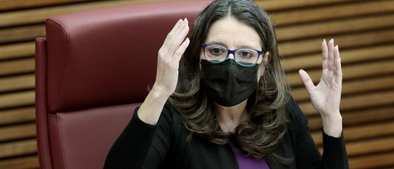 La vicepresidenta Mónica Oltra, en Les Corts