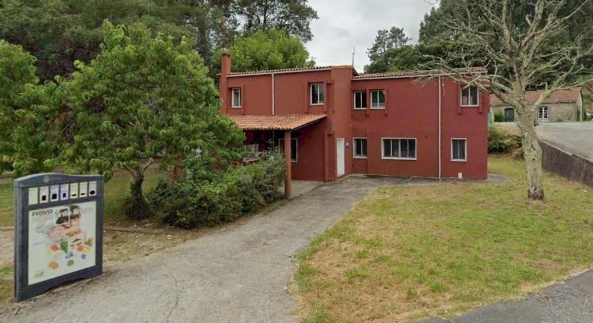 Antigua vivienda del médico, hoy destinada a situaciones de emergencia social en Portomouro