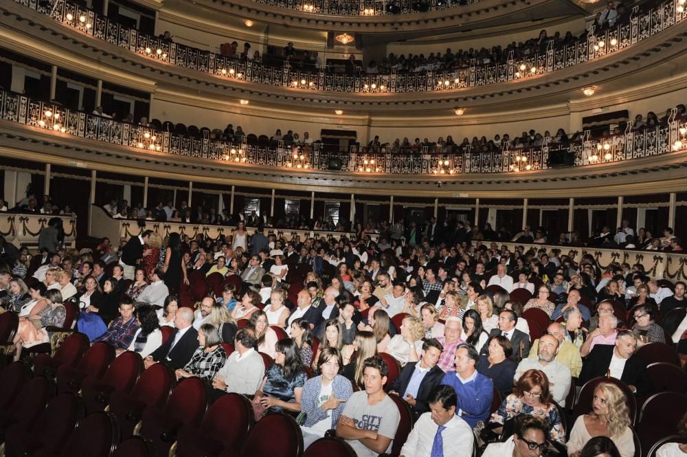 Preestreno de la película "El futuro ya no es lo que era" con Dani Rovira en el Teatro Campoamor