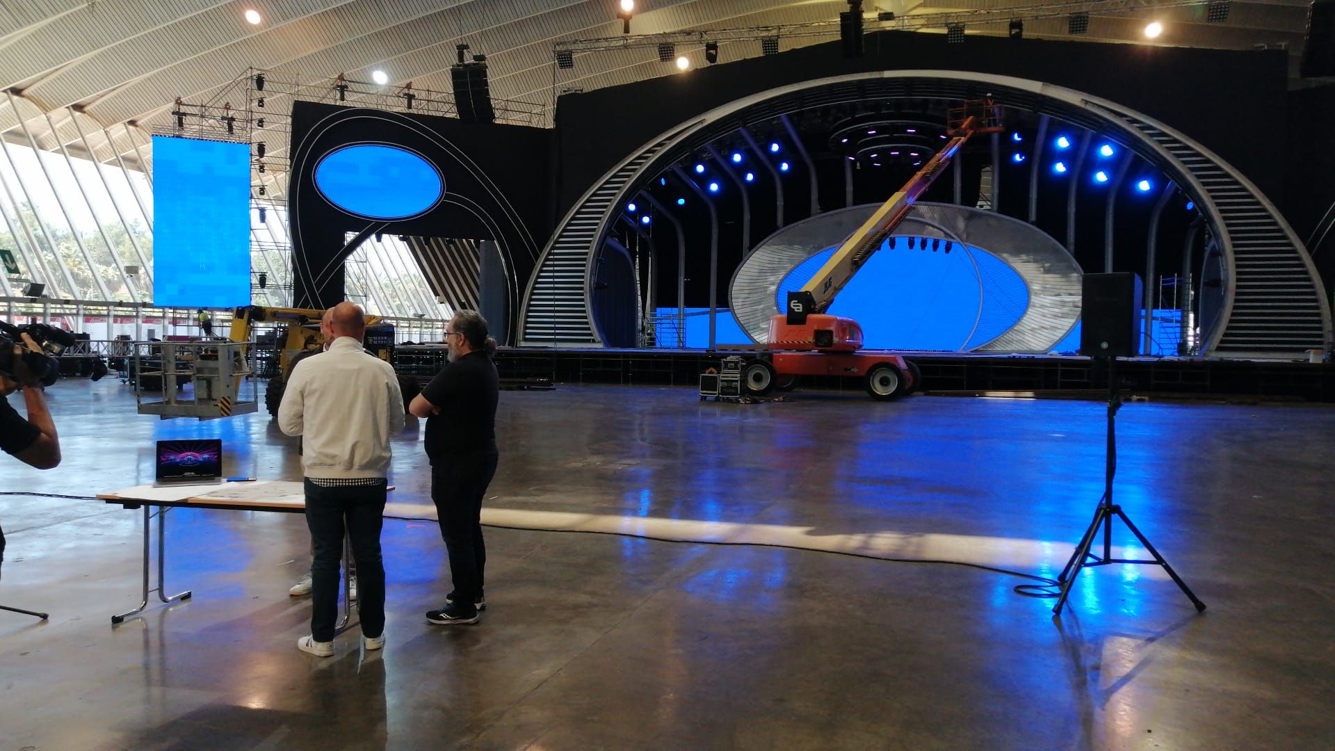 Construcción del escenario del Carnaval de Santa Cruz de Tenerife