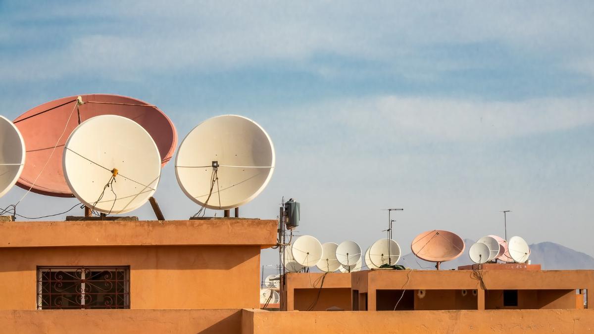los propietarios no pueden instalar libremente una antena parabólica en su casa para ver el fútbol o las noticias
