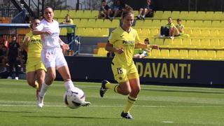 Descubre qué jugadora del Villarreal femenino lleva tres temporadas siendo la más regular de la Liga F