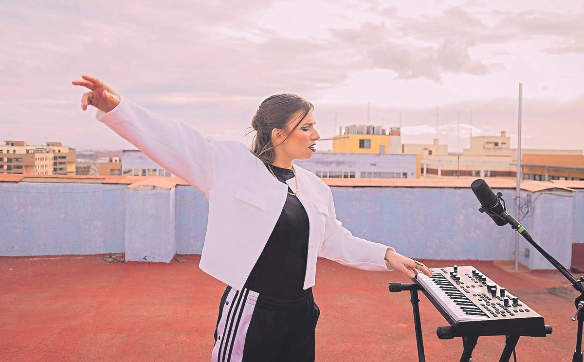 Xerach en el vídeo de ‘Pobre diabla’.