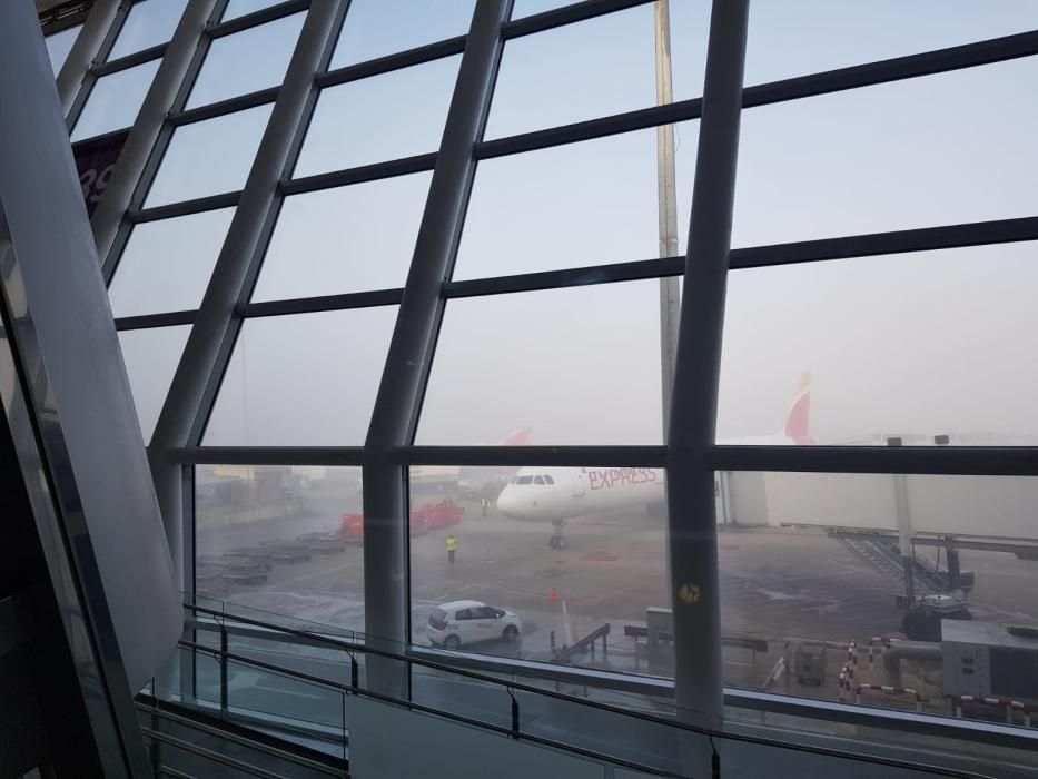 Niebla en el aeropuerto de Son Sant Joan