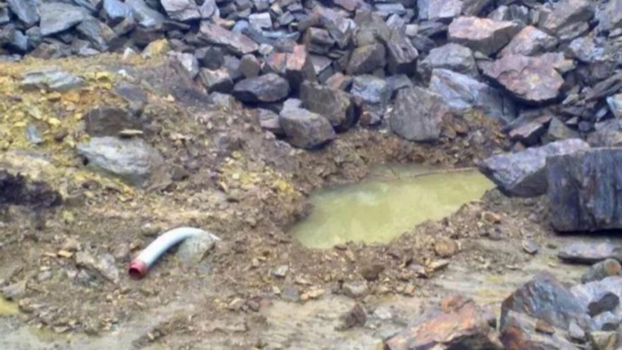 A prisión los gestores de un vertedero de Cerceda por un delito ambiental