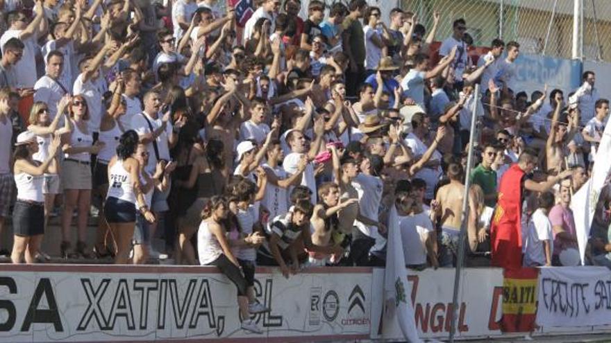 Gradería del estadio del Olimpic de Xátiva.