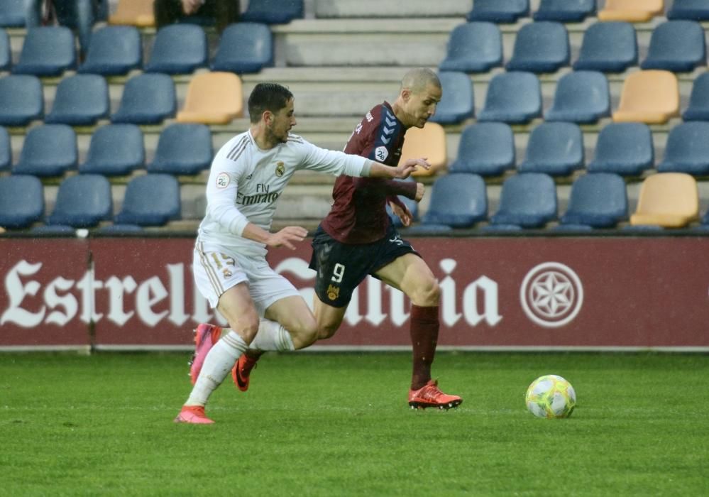 Goleada y primera victoria del año del Pontevedra CF