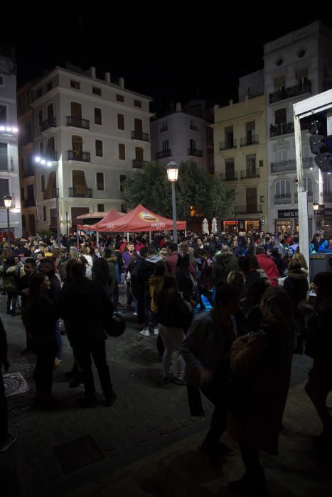 Primera gran noche de verbenas en València