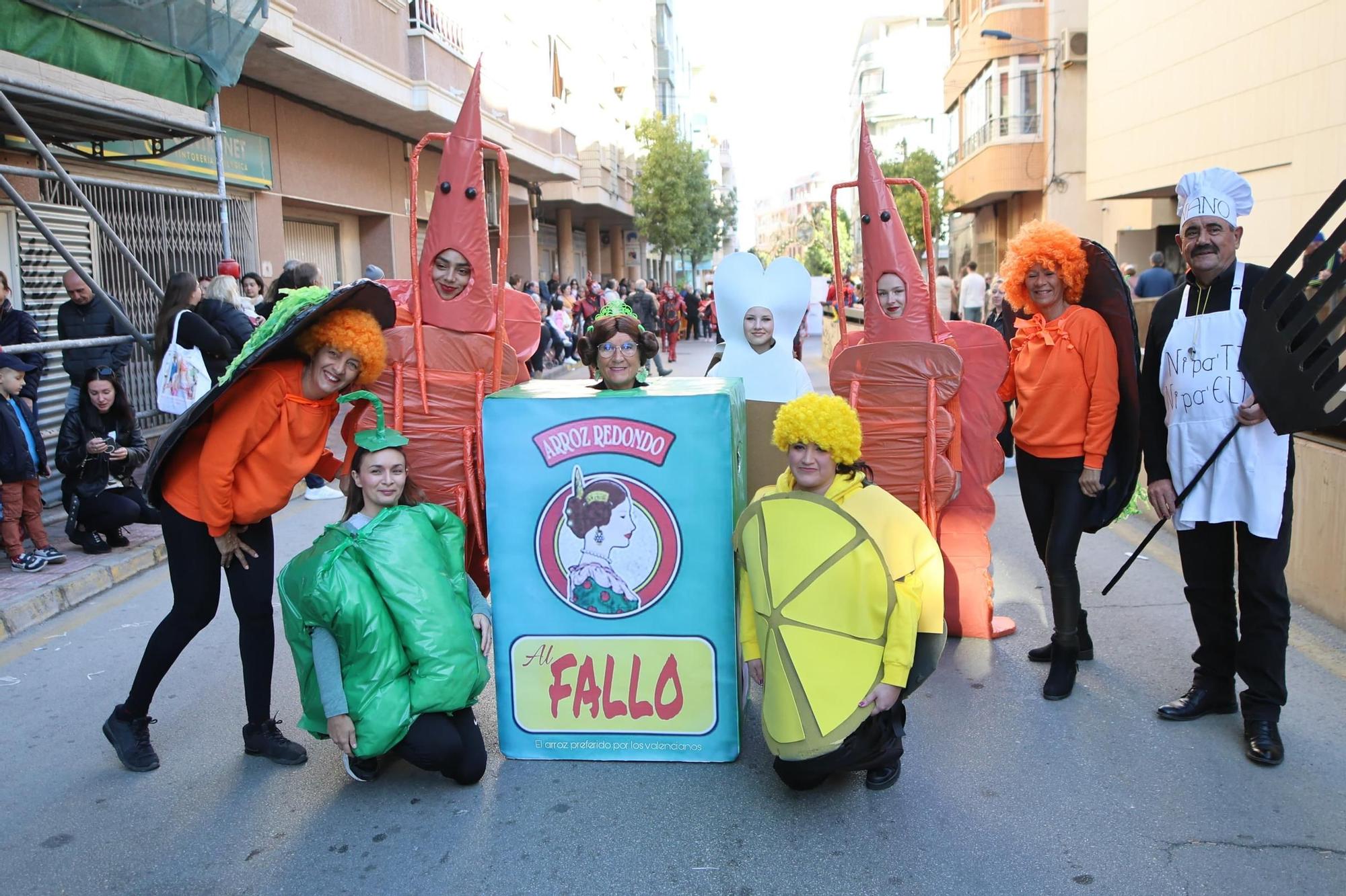 Las mejores imágenes del desfile concurso de Carnaval de Torrevieja 2024 están aquí