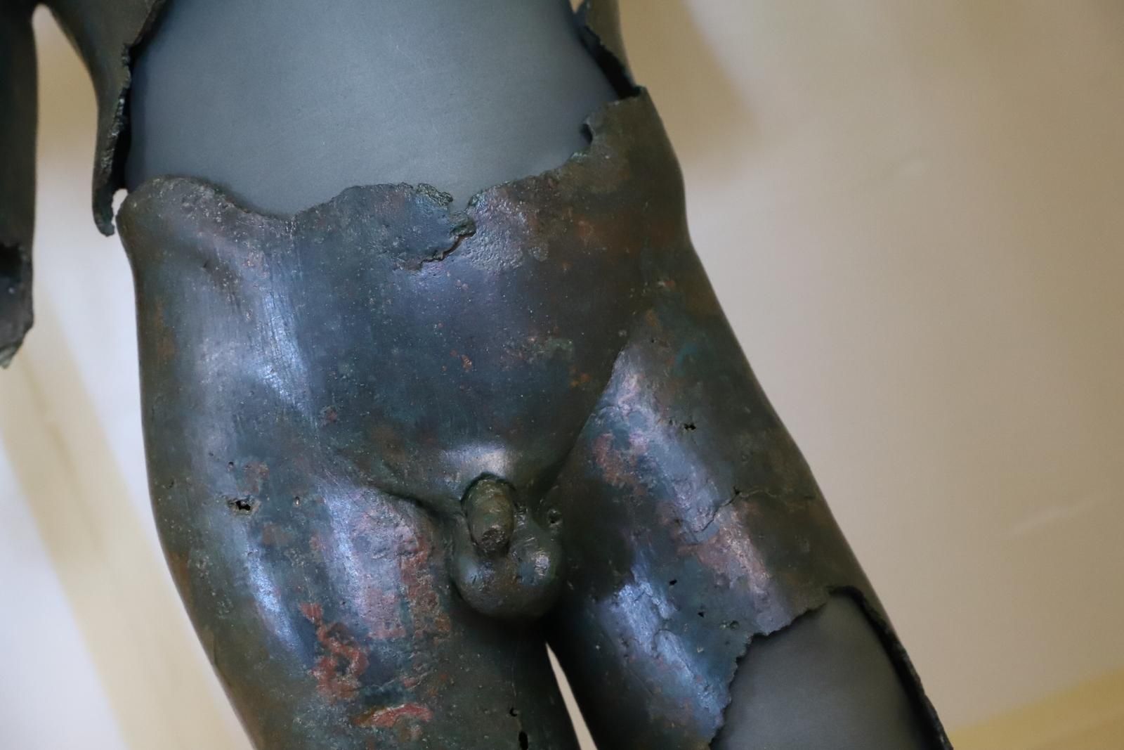 Los efebos de Pedro Abad en el Museo Arqueológico