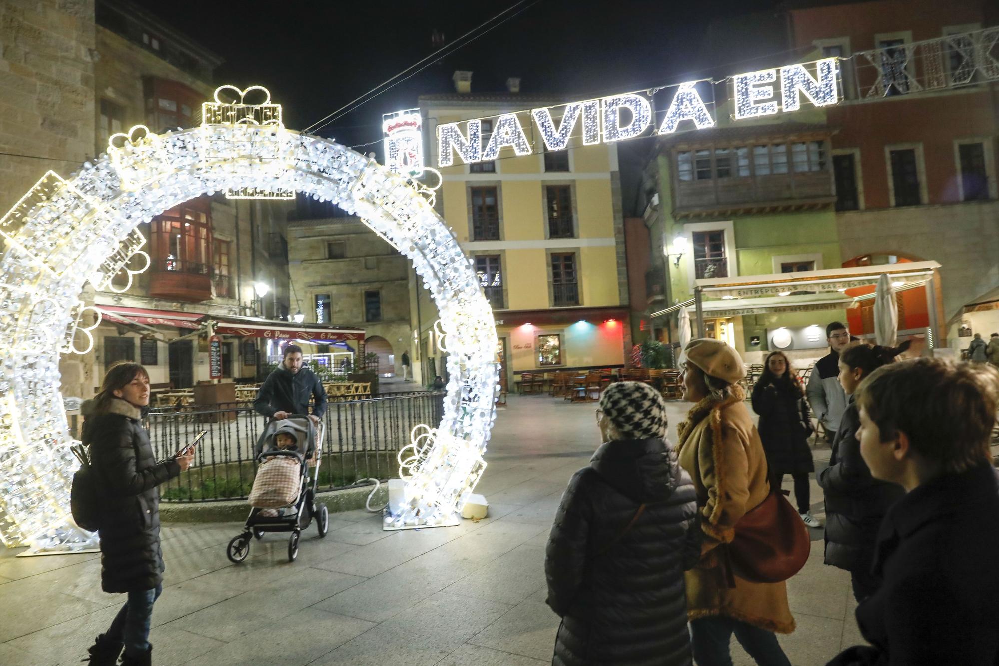 Encendido de las luces navideñas en Gijón