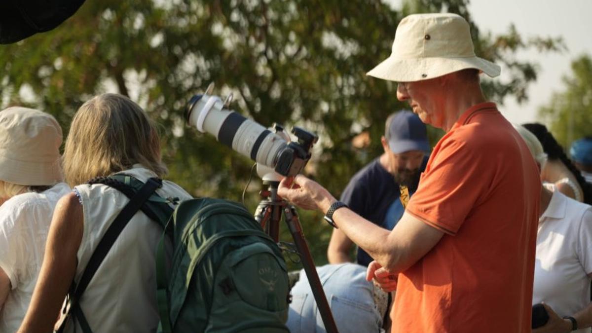 El eclipse hace historia en Benavente con visitantes de medio mundo