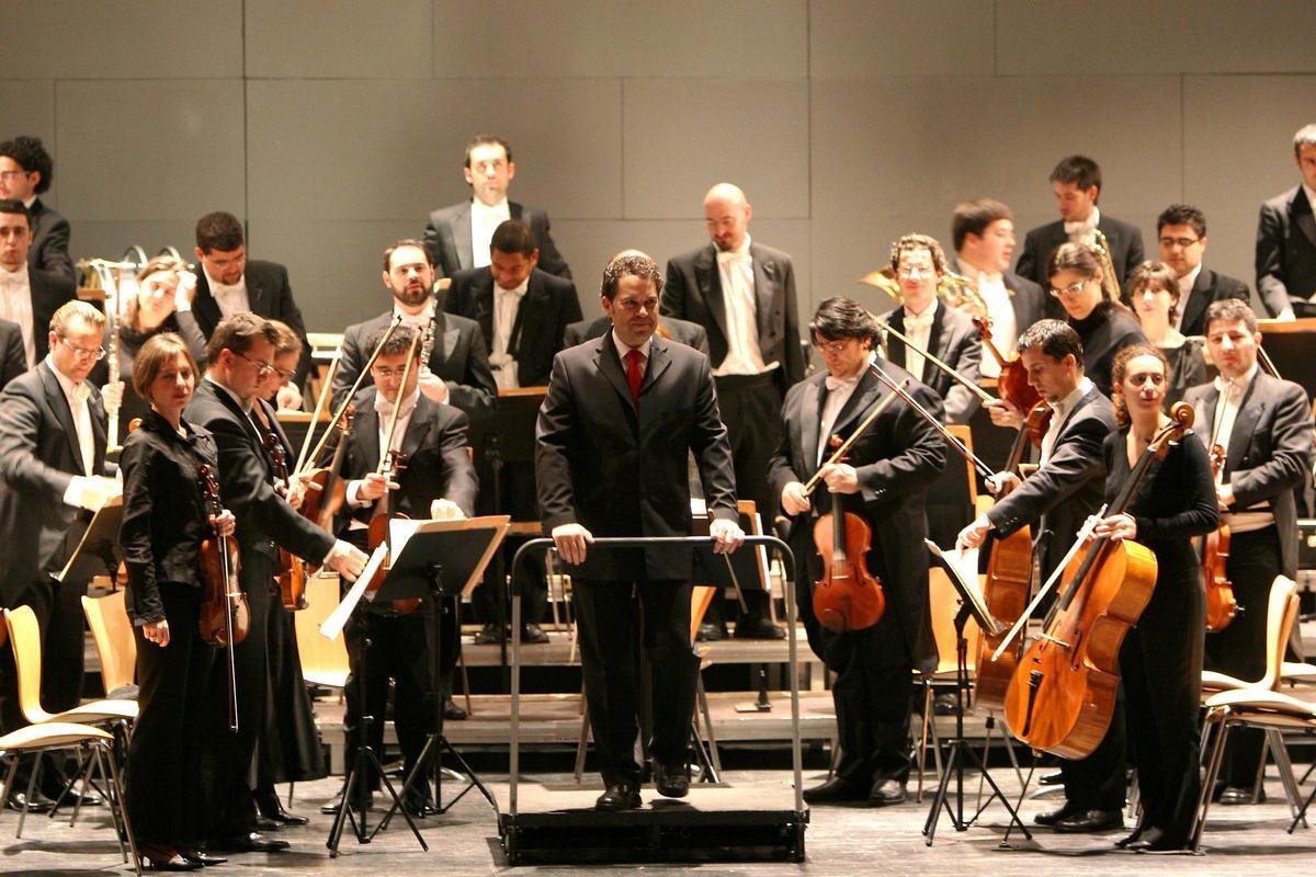 Año 2006. Fernando Argenta actúa junto a la Oex.