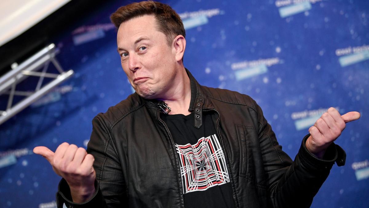 Usuarios de Twitter &quot;deciden&quot; que Musk venda el 10 % de sus acciones de Tesla