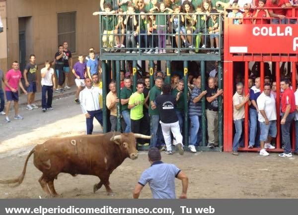 Almassora al completo sale a la calle en su primer día de festejos taurinos