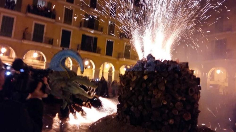 Palma feiert Sant Sebastià trotz Regen, Wind und Kälte