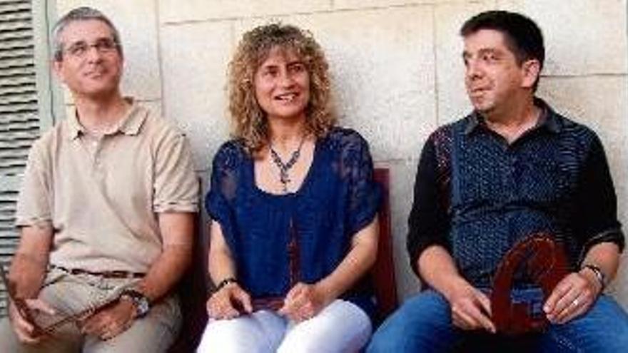 D&#039;esquerra a dreta, Jordi Ortiz (narrativa juvenil), Rosa Torrent (poesia) i Ramon Erra (narrativa).