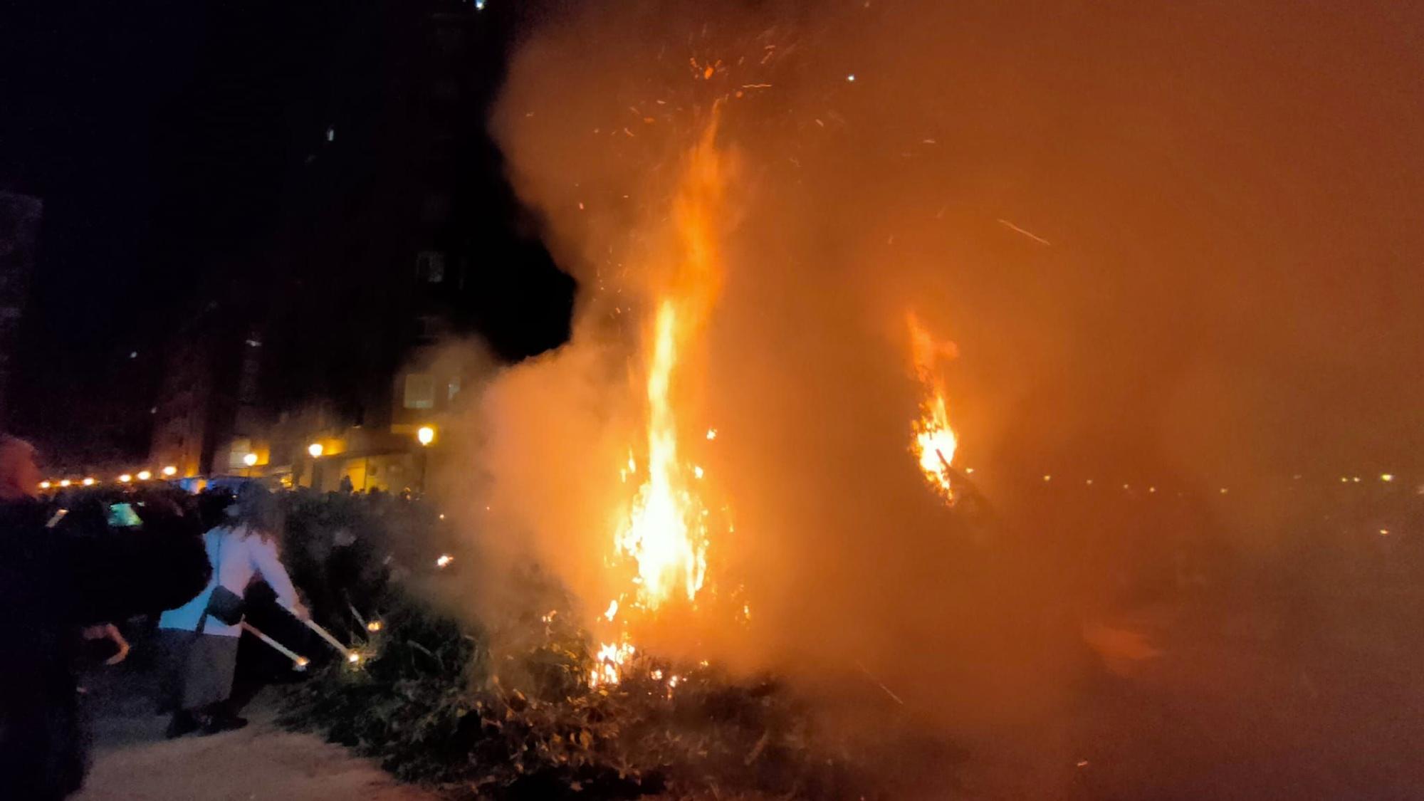 Sant Antoni, el primer fuego del año en València