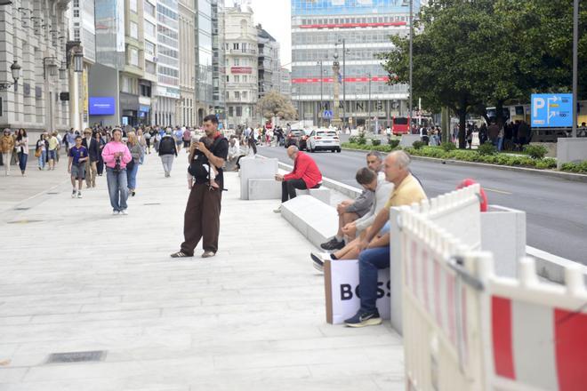 La reforma de los Cantones de A Coruña desvela sus nuevos espacios de estancia: 'gradas' y bancos de piedra