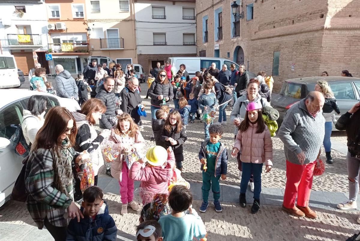 Los más pequeños celebraron unas campanadas mini y dieron la bienvenida al año nuevo con Lacasitos.