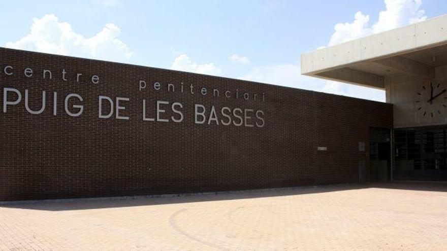 La presó de Figueres federa dos equips formats per interns