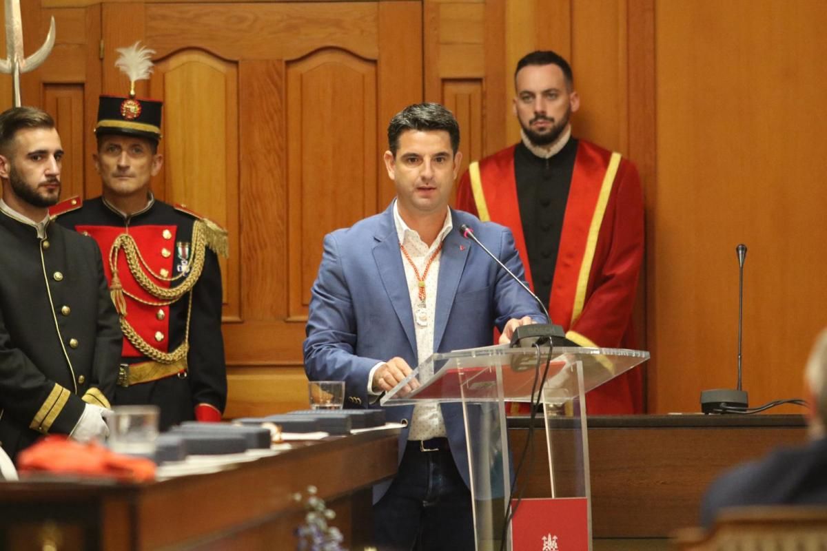 La constitución del nuevo Ayuntamiento de Córdoba, en imágenes