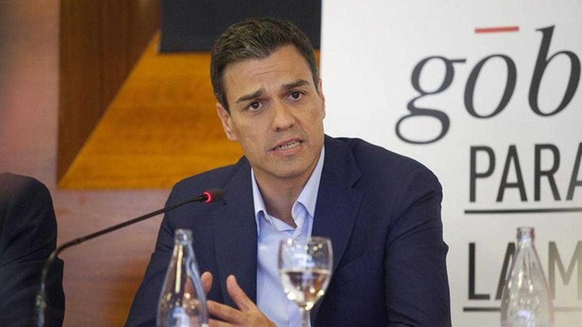 El secretario general del PSOE, Pedro Sánchez, durante un acto de campaña en Santa Cruz de Tenerife.