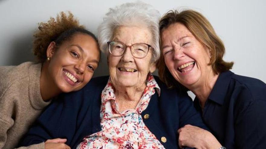 Un estudio revela las huellas moleculares que distinguen a los centenarios del envejecimiento ordinario