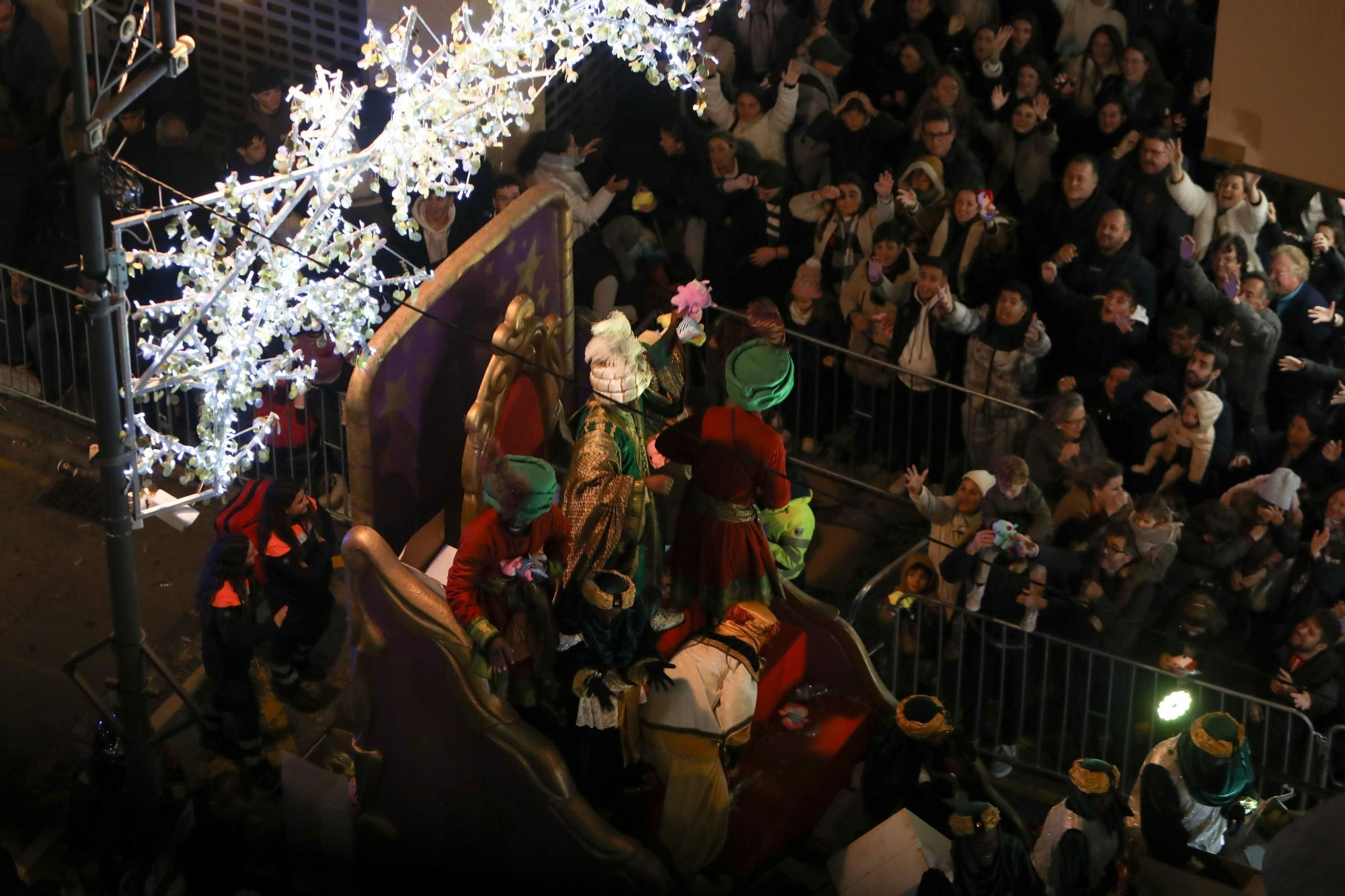 La Cabalgata de los Reyes Magos de Cartagena 2025, en imágenes