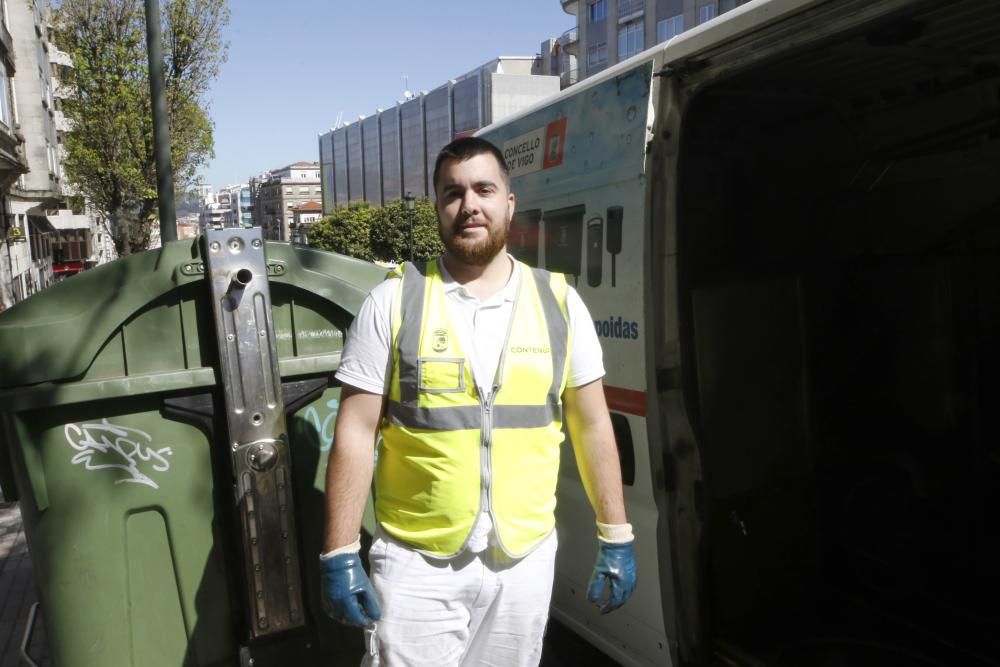 Algunos de los rostros que, detrás de las mascarillas, resultan imprescindibles en el estado de alarma