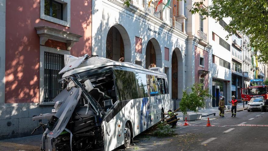 La conductora del autobús accidentado en Lleida hacía poco que trabajaba en la empresa e iba acompañada de un instructor