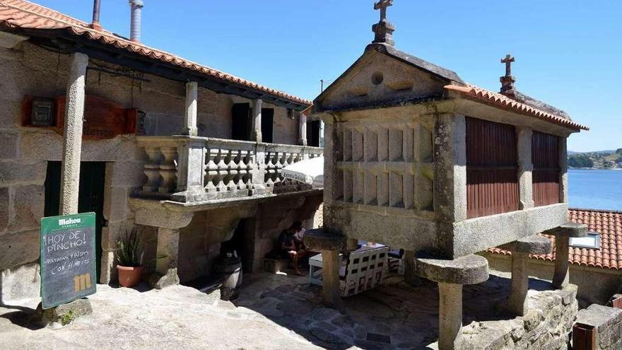 Inmueble que el Ateneo Corredoira utilizaba como bar social y arrendó en varias ocasiones. // G. Santos