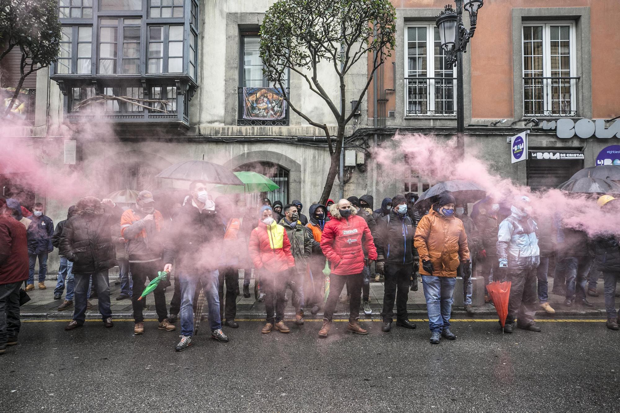 Tensión en el inicio de las negociaciones con Arcelor