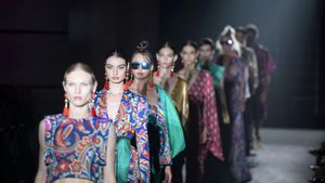 Desfile de la firma Lola Casademunt durante la primera jornada de la pasarela 080 Barcelona Fashion