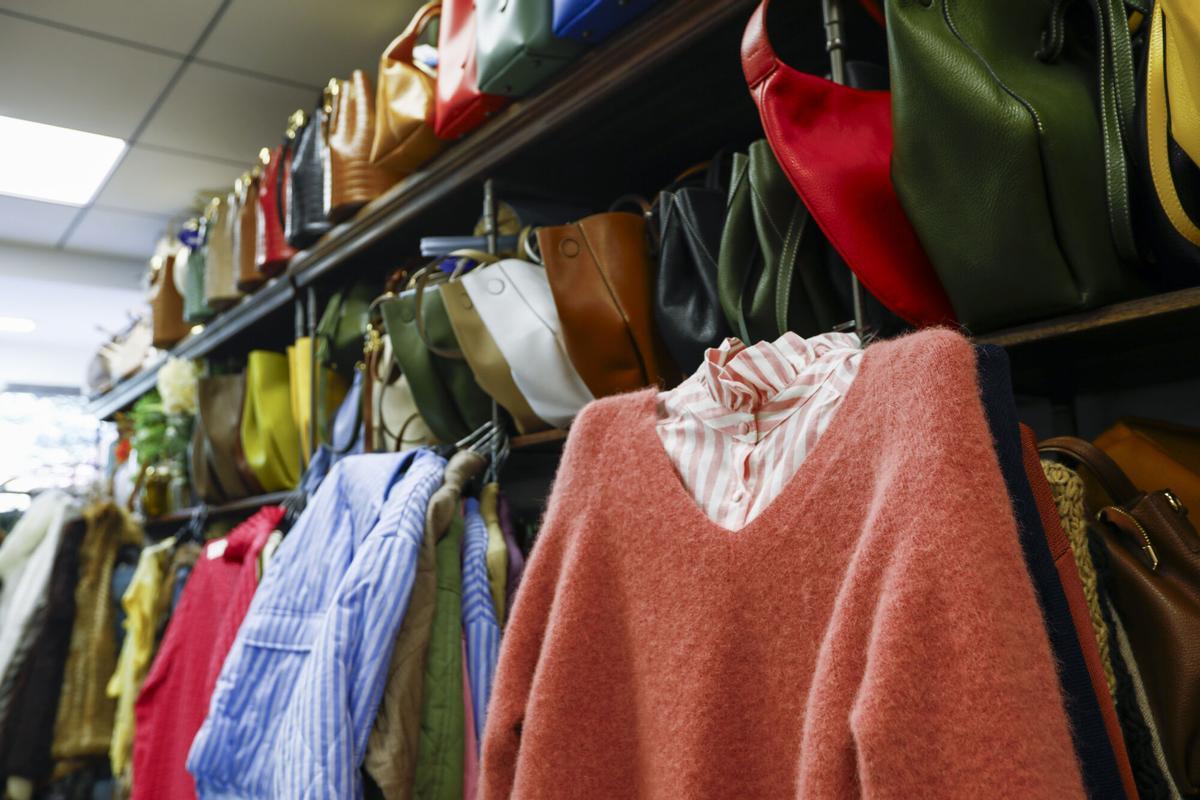 En imágenes | La tienda Belén Moda con 45 años de historia
